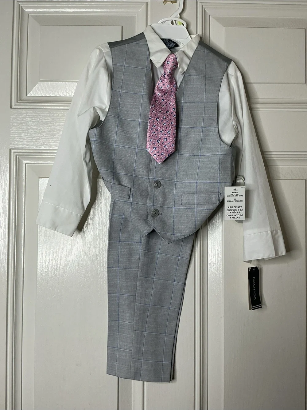 Nautica Light Gray Plaid Vest & Pants with Pink Tie